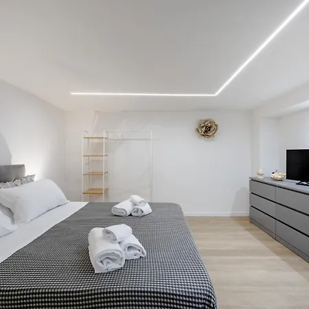 Casa Di Lu - Urban Modern * Bari