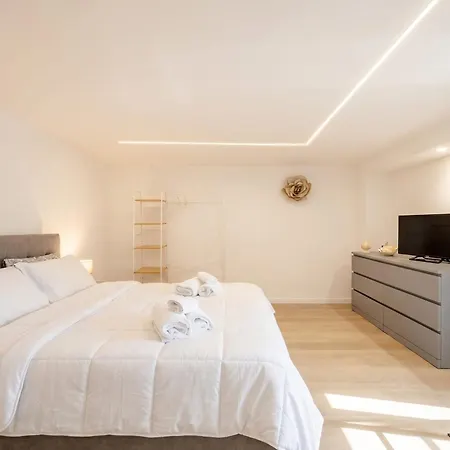 Casa Di Lu - Urban Modern Apartment Bari